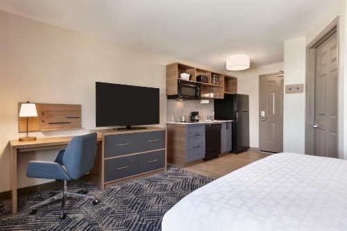 Candlewood Suites Fayetteville Fort Bragg image 16