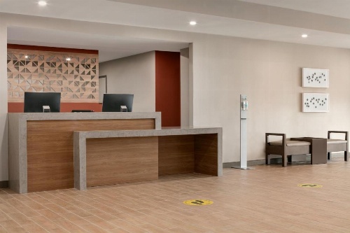 Candlewood Suites Fayetteville Fort Bragg image 33