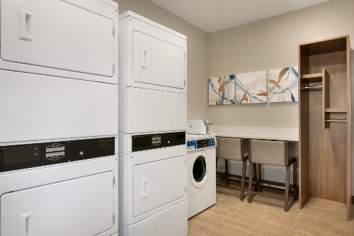Candlewood Suites Fayetteville Fort Bragg image 4